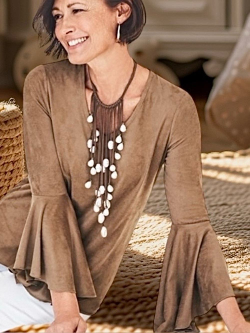 CHICO’S FAUX SUEDE FLARE SLEEVE TOP IN BURNT SUGAR CHICO’S SIZE 2
